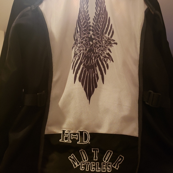 Jacket - Picture 3 of 4